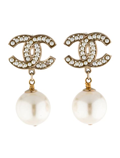 chanel pendientes earrings|chanel ring earrings.